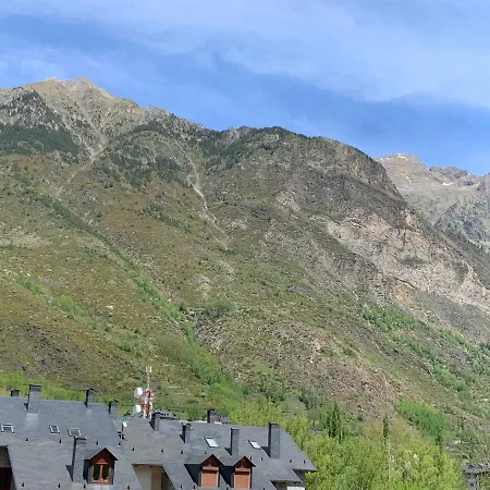 Bpirineos-Pico Cerler Apartment